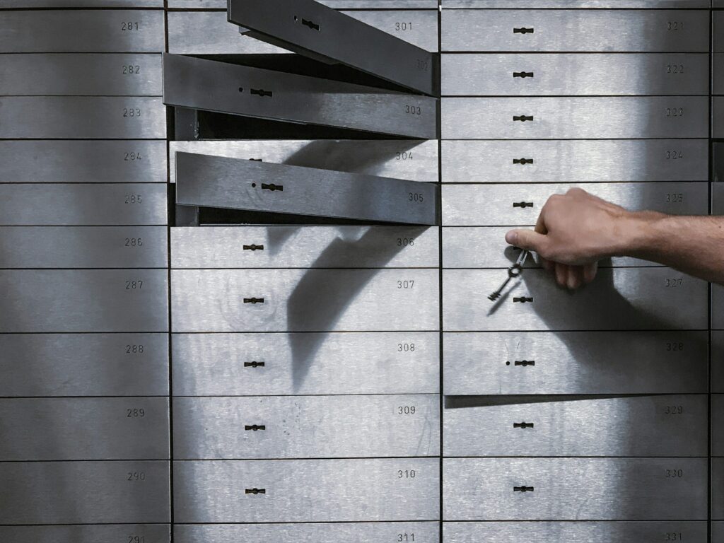 The Lost Accounts: Nazi Gold, Swiss Banks, and a Rabbi’s Fight for Justice